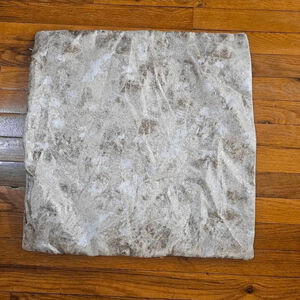 Dransfield & Ross Golden Sand Marble Electric Pillow Gold White